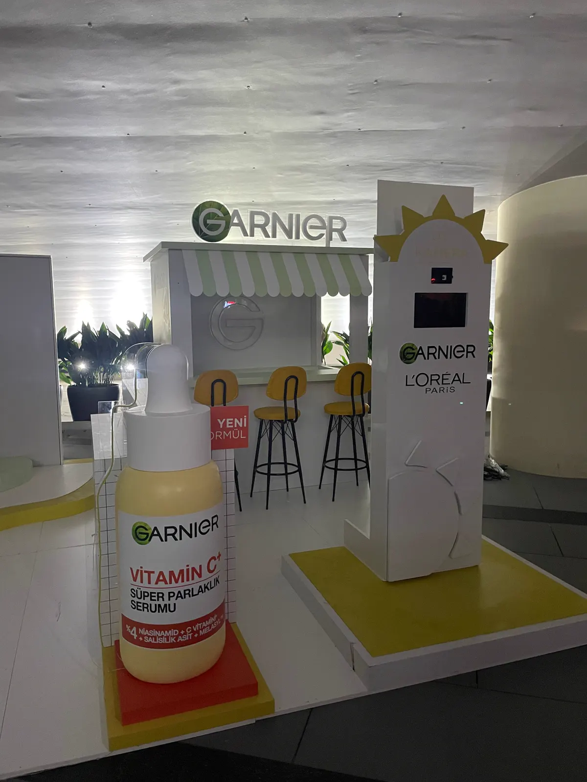 Garnier ürünleri için üç boyutlu fuar ve etkinlik standı
