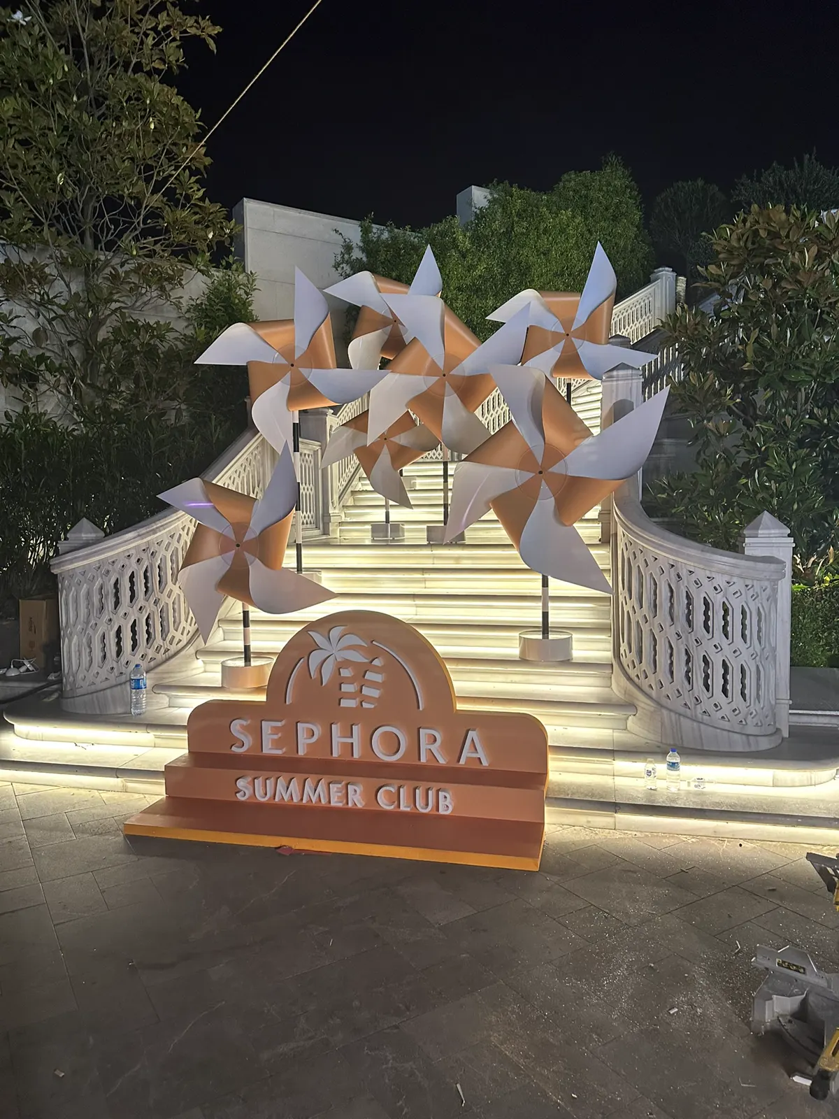Sephora Summer etkinliği için ışıklı fotoğraf alanı