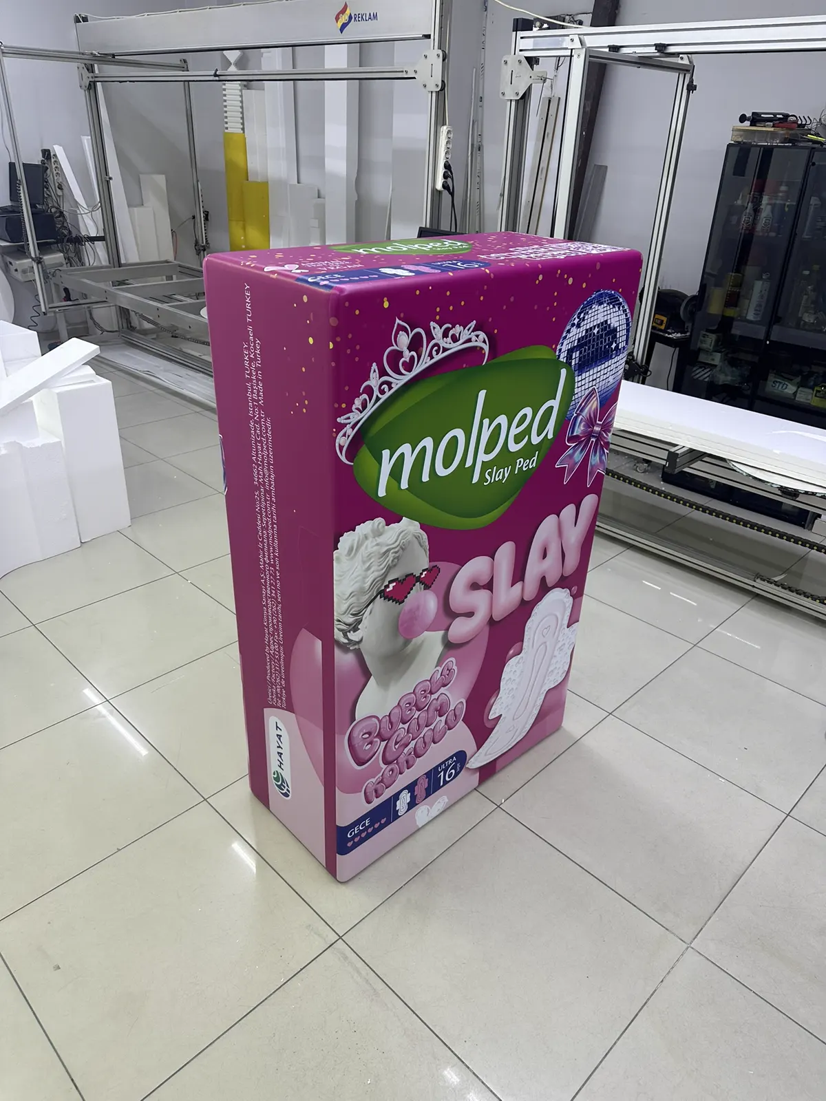 Molped hijyenik ped ambalajı büyük ölçekli ürün replikası