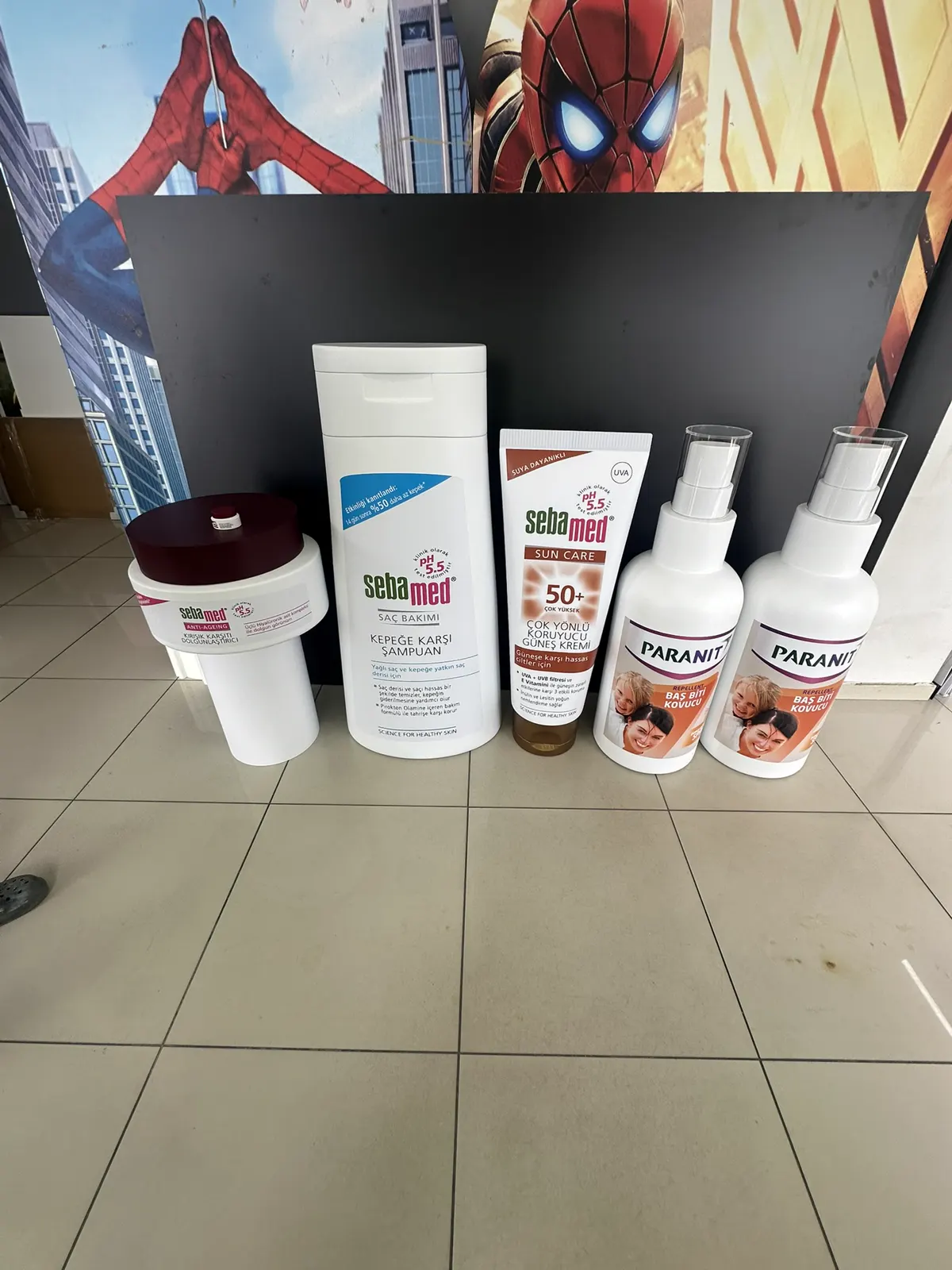 Sebamed bakım ürünleri büyük ölçekli reklam dummyleri